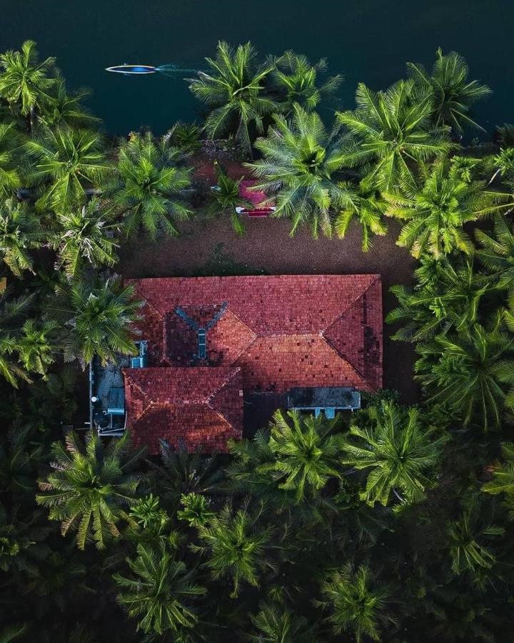 Cocozone Stays Alappuzha Esterno foto