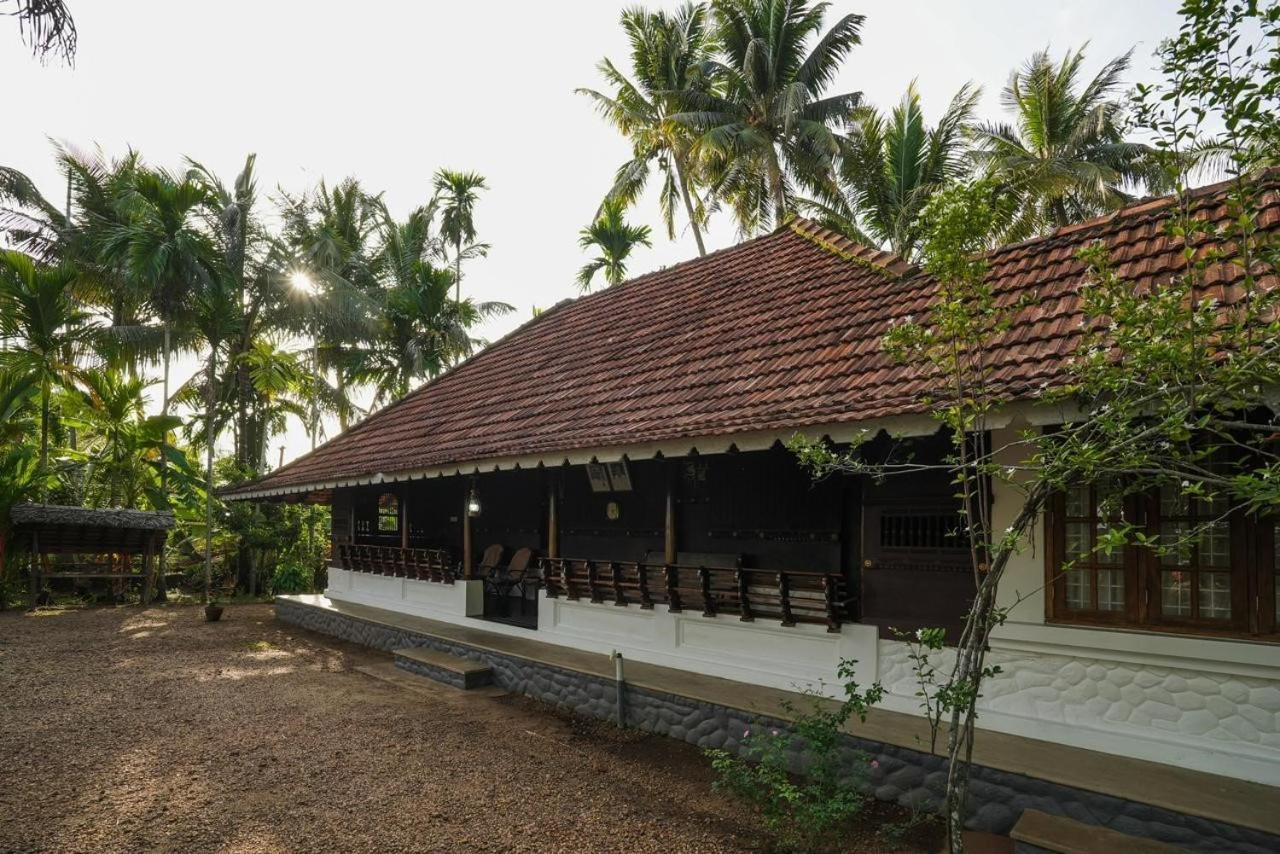 Cocozone Stays Alappuzha Esterno foto